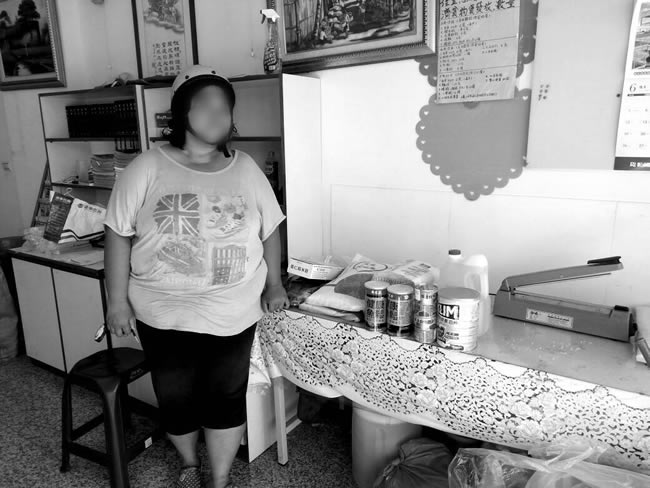 來自西港的愛心關懷戶邱姐妹