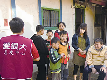 台灣南部經濟惡化，在在需要教會幫助。