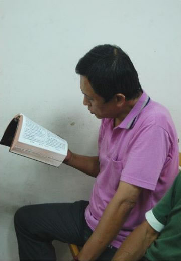 抄聖歌的弟兄 --- 阿吉的故事