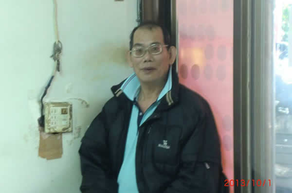 陳仔終於康復出院了。