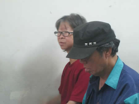 兩夫婦在冬天暫離了台南，在春天過後回到了台南。