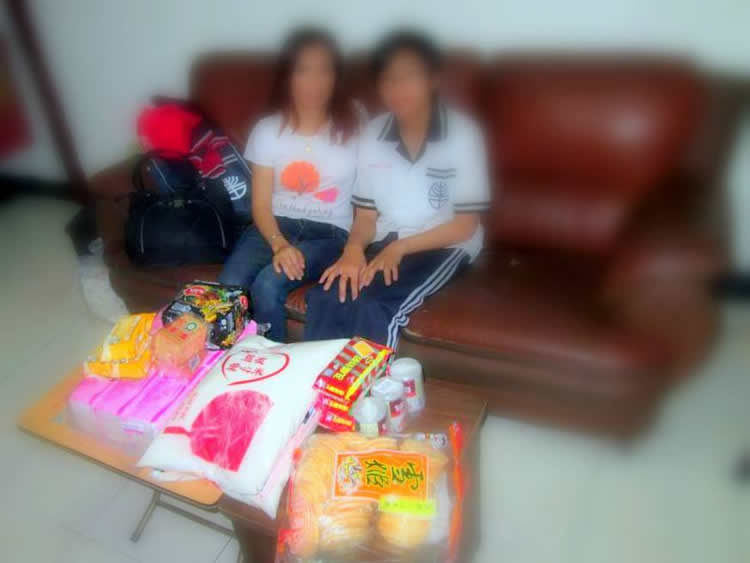 他只有十五歲，國中三年級的學生．卻已經是這個家的戶長了。