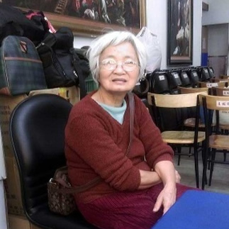 今年70多歲的她，有2個兒子1個大女兒。林阿嬤說，丈夫還沒離開人世以前，生活得很快樂，但是人走了