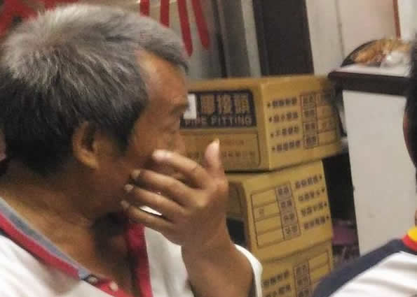 我來中華恩友為阿吉禱告，他下星期一要轉送到安寧病房。