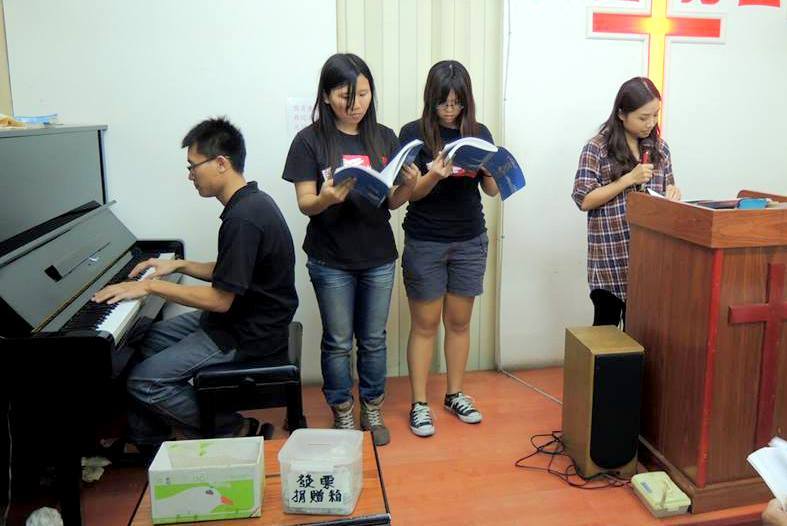 常常聽到其他人對街友的負面評價，因為我一無所知、就算抱持懷疑也不能替他們說些什麼