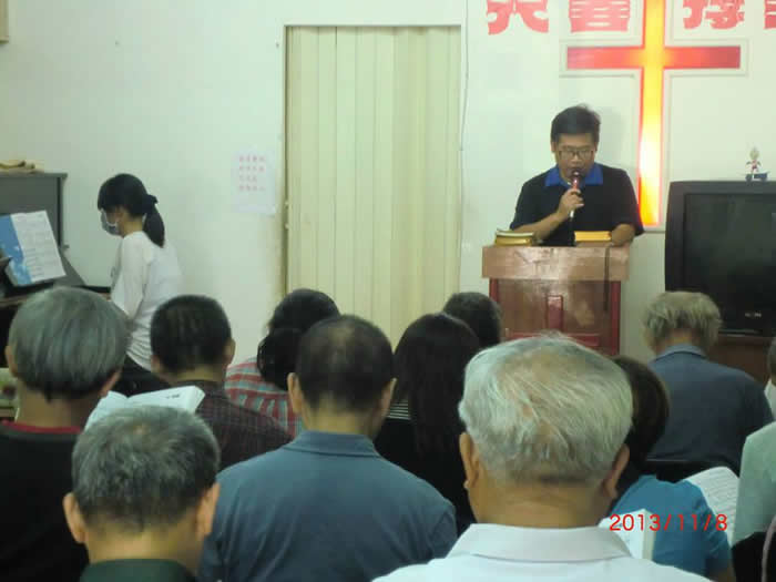 暫住永康恩友中心的她，身心都要依靠主來調息。但是卻主動表達願意成為恩友中心台南地區各據點的專職司琴。