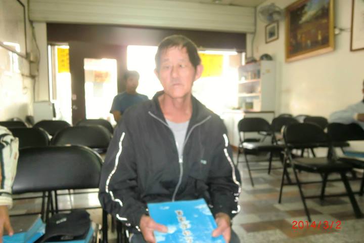 他叫天國。在台南新營地區流浪將近兩年。每天靠著撿拾資源回收以及善心人士的施捨熬過一天又一天。