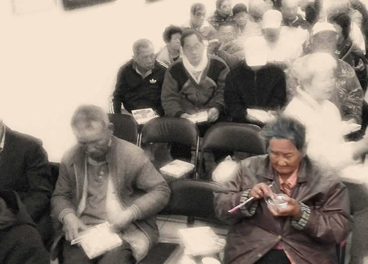 阿嬤來自江蘇，民國三十八年跟著先生隨國民政府撤退到台灣來。