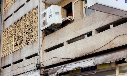 台中恩友教會 聚會及分送物資