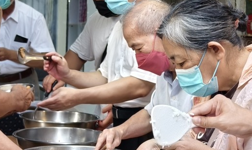 台北恩友中心 聚會及供餐