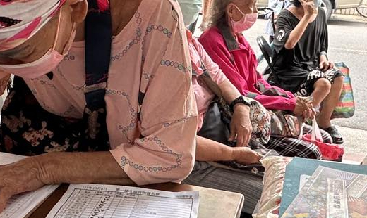 台南恩友中心「扶助貧窮、福助弱勢」