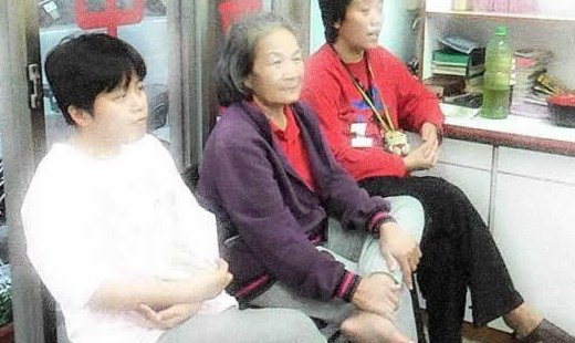 妹妹剛來的時候，又瘦又小，我們本以為是個未成年小女孩，