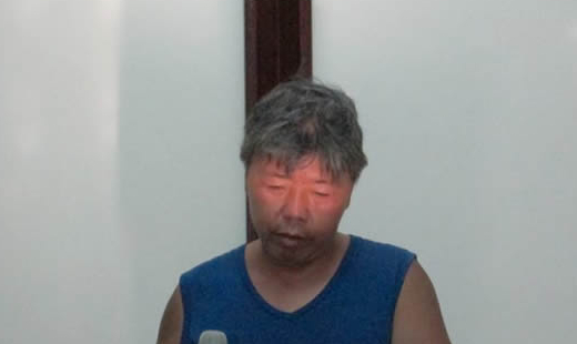 他是阿華，是我在台南恩友中心的同工弟兄。