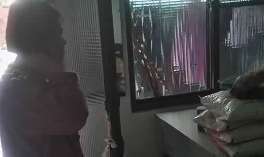 兩人膝下無子女，卻也幸福過一生，直到阿公幾年前過世，留下阿嬤獨居著.