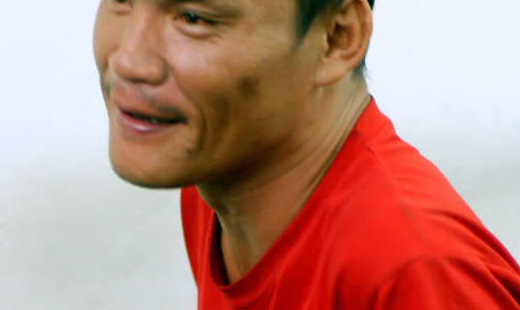 一天之中，我們總會在恩友中心門口看見藍仔好幾次。