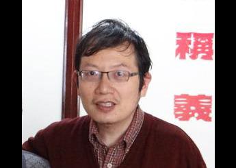 新莊恩友中心傳道倪振義，好心收留街友何榮華，沒想到竟被酒醉的他持刀砍傷，生命一度垂危。photo by 羅佳旼/台灣醒報）