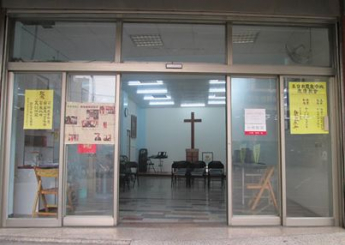 【麗真】一個心臟動過刀，腦部受損造成失憶，且連空間感和方向感俱失的姐妹。