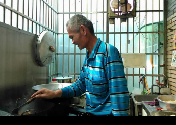 我要信耶穌了，以前拜過的我不要拜了！