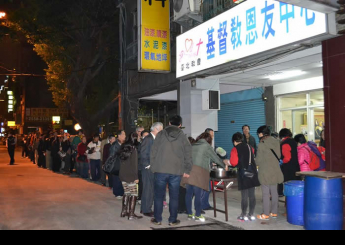 感謝來自韓國的兩位牧者，以及韓國短宣團的弟兄姊妹，來到恩友中心分享服事關心基層的弱勢朋友們。