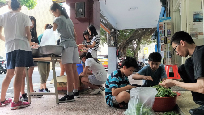 信望愛基金會邀年輕學子擔任志工