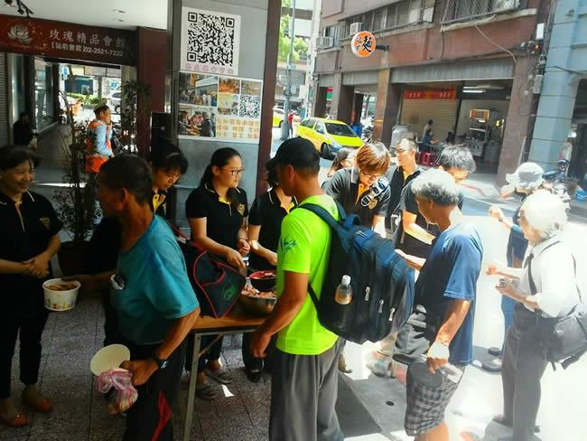 中華福音神學院神學生  來台北恩友中心服事 