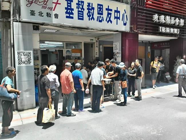 中華福音神學院神學生  來台北恩友中心服事 