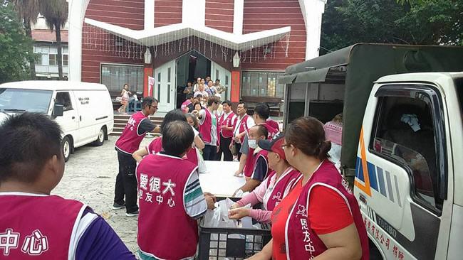 2016年八月份-恩友中心中部教會 福貧活動