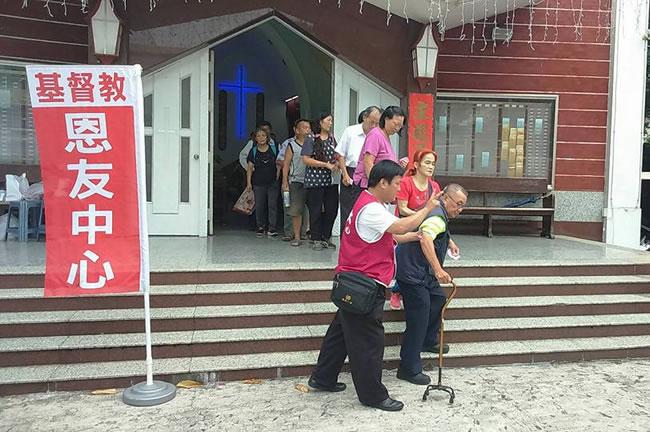 2016年八月份-恩友中心中部教會 福貧活動