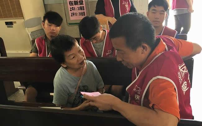 2016年十月份-恩友中心中部教會 福貧活動