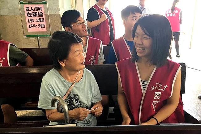 2016年十月份-恩友中心中部教會 福貧活動