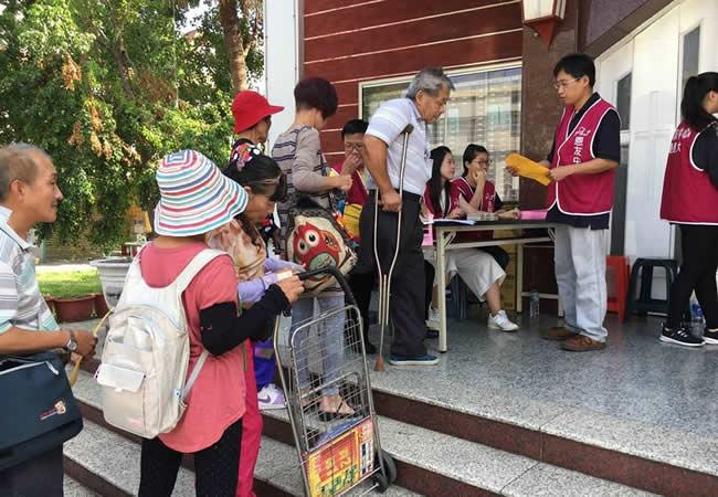 2016年十月份-恩友中心中部教會 福貧活動