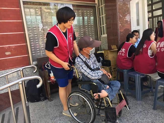 2016年十月份-恩友中心中部教會 福貧活動