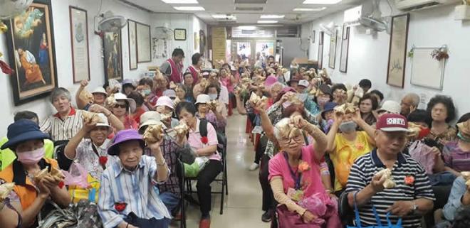 【板橋恩友中心】2018年5月濟貧活動