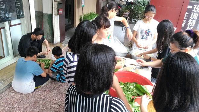 信望愛基金會邀年輕學子擔任志工